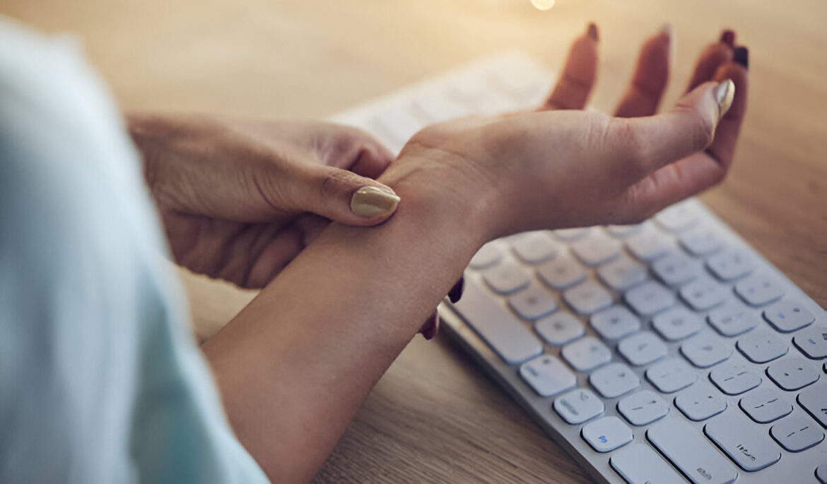 Unraveling the Mystery: Types of Arthritis, Symptoms, and Risk Factors - Empat Pillar Medika