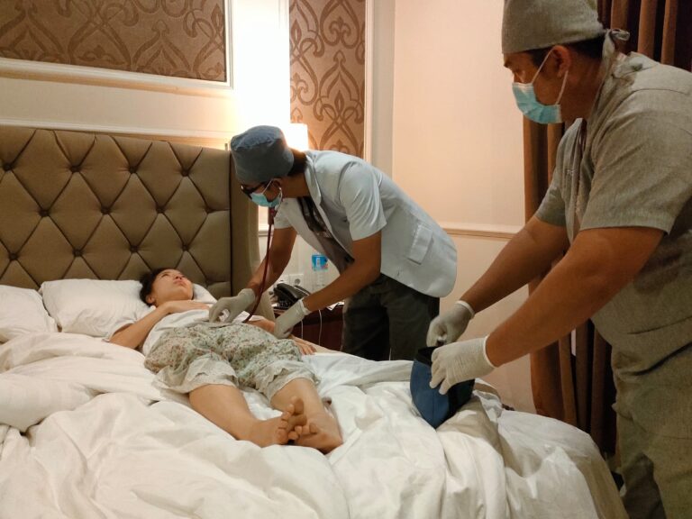 Doctor on Call - Warna Medica by Empat Pillar Medika