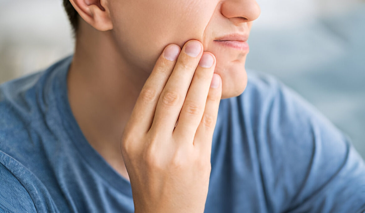Sensitive Teeth: Why They Hurt and How to Stop the Pain - Your Complete Guide to Dental Sensitivity - Empat Pillar Medika