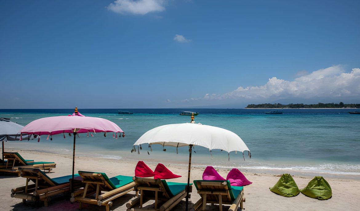 Guide to Keeping Children Hydrated in the Gili Heat - Empat Pillar Medika