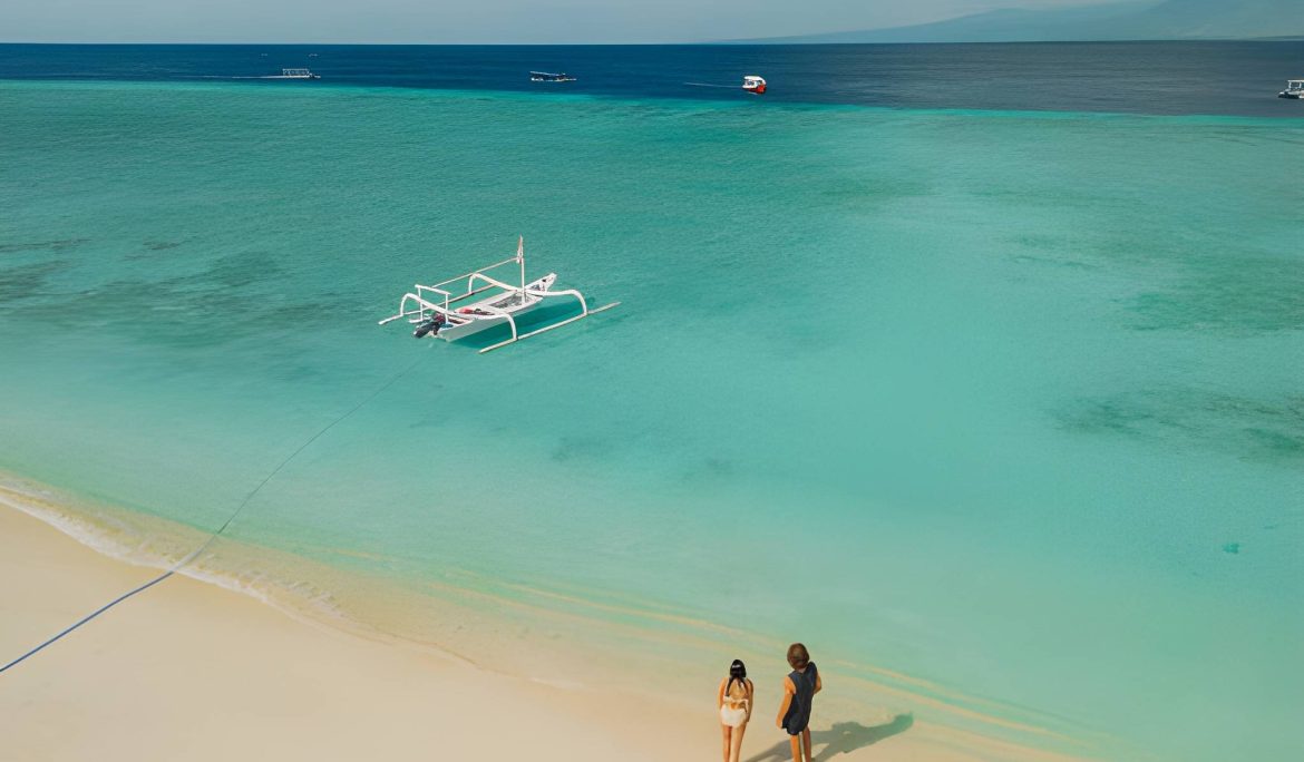 Signs of Heatstroke You Might Ignore While Enjoying the Beach - Empat Pillar Medika