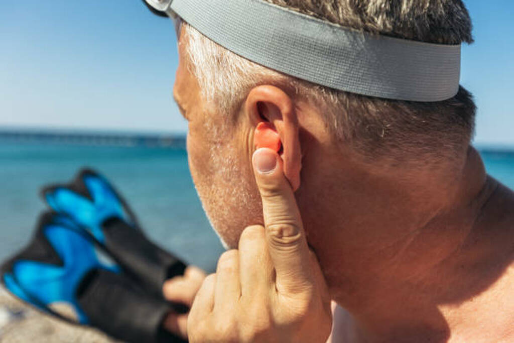 Swimmer’s Ear: Why Your Ears Hurt After a Day in the Ocean and How to Fix It - Empat Pillar Medika