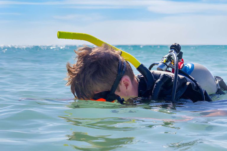 Post-Dive Fatigue vs. Decompression Sickness: What the Difference - Empat Pillar Medika