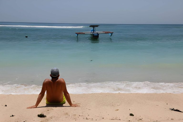 Seasickness on the Fast Boat to the Gili Islands: How to Prevent and Treat It - Empat Pillar Medika