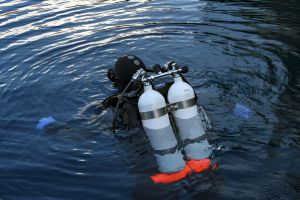 Recognizing the Signs of Decompression Sickness: A Diver's Essential Guide - Empat Pillar Medika
